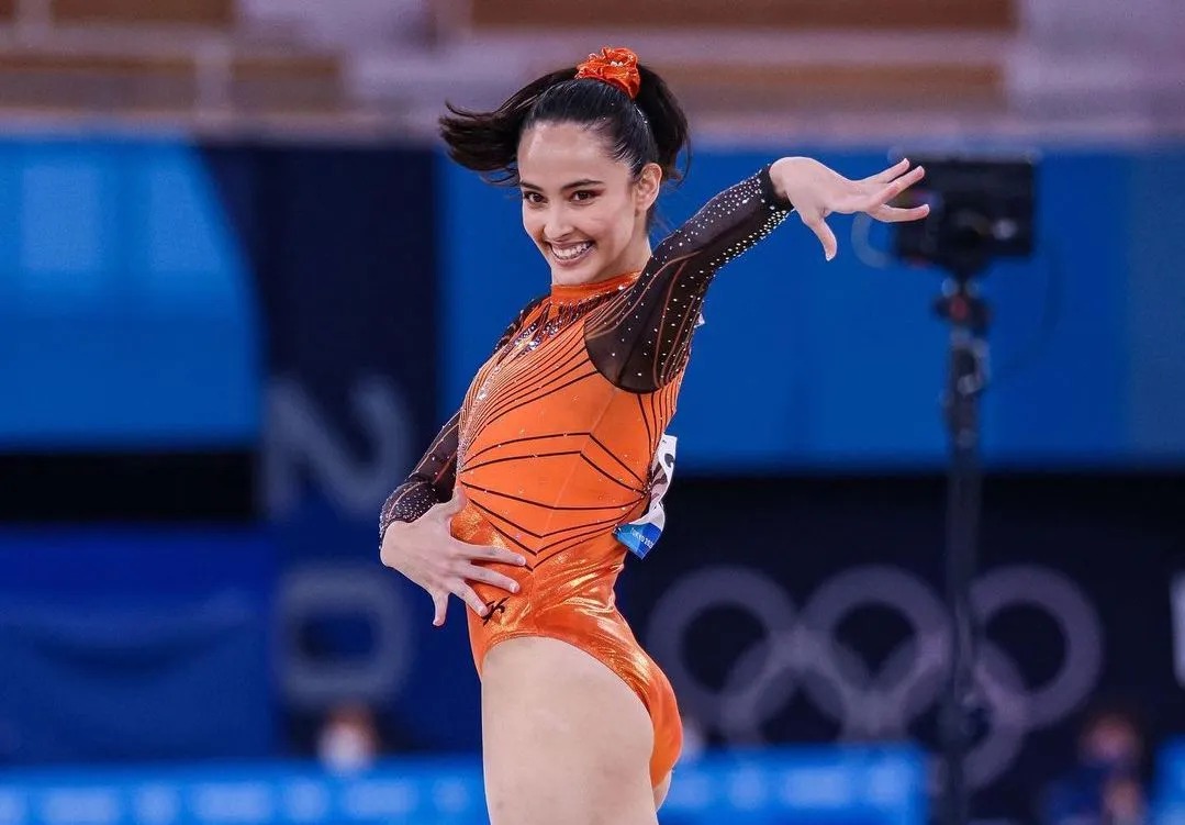 4年2.75亿，浓眉哥目标明确！美媒建议老鹰4换1交易割爱状元郎