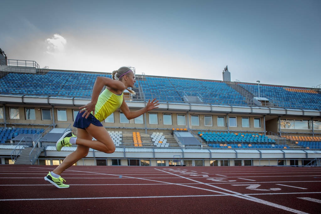 教练界的最高荣誉，郭艺带全红婵走上跳水路，如今晋升国家级教练